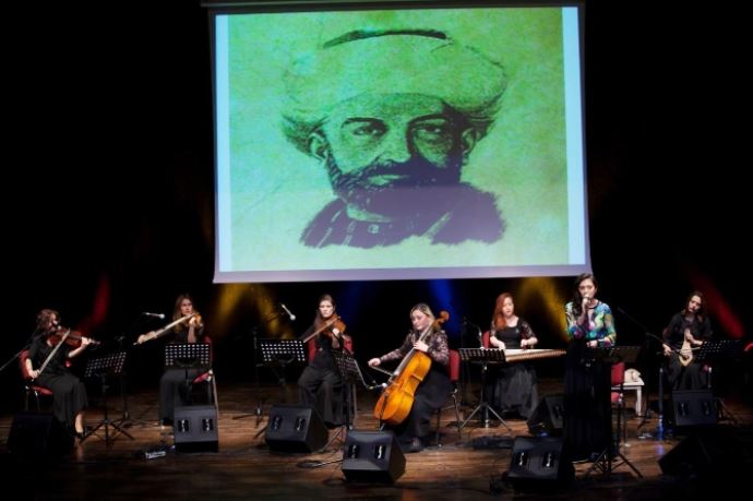 Doğu ve batı müziği aynı sahnede buluştu