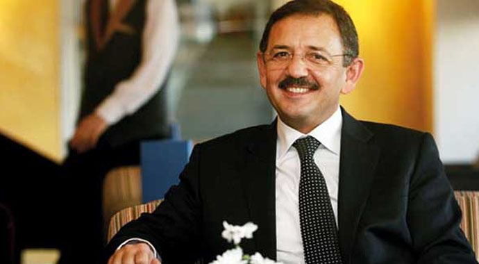 Mehmet Özhaseki istifa etti! Mehmet Özhaseki istifa etti!