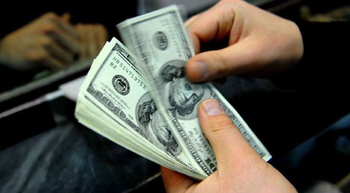 Dolar uçtu! Borsa geriledi Dolar uçtu! Borsa geriledi