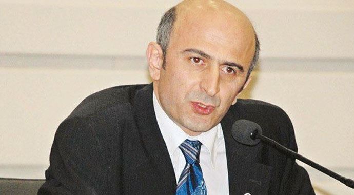 Eminağaoğlu da siyasete giriyor... Bakın hangi partiden aday olacak!