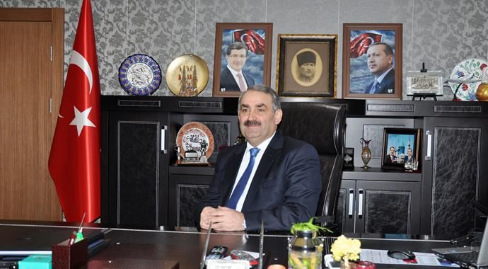 Çalışma ve Sosyal Güvenlik Bakan Yardımcısı Halil Etyemez istifa etti Çalışma ve Sosyal Güvenlik Bakan Yardımcısı Halil Etyemez istifa etti