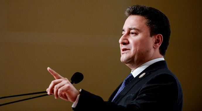 Babacan&#039;dan Erdem Başçı hakkında flaş istifa açıklaması