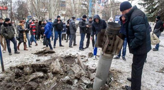 Ukrayna&#039;ya roket yağdı: 7 ölü!
