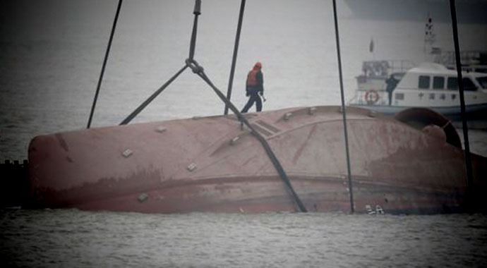 Akdeniz'de felaket: 300 ölü! Akdeniz'de felaket: 300 ölü!