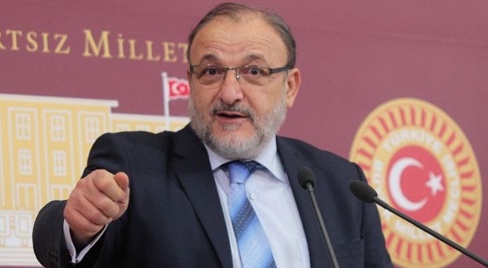 Oktay Vural'dan "iç güvenlik" paketine eleştiri Oktay Vural'dan "iç güvenlik" paketine eleştiri