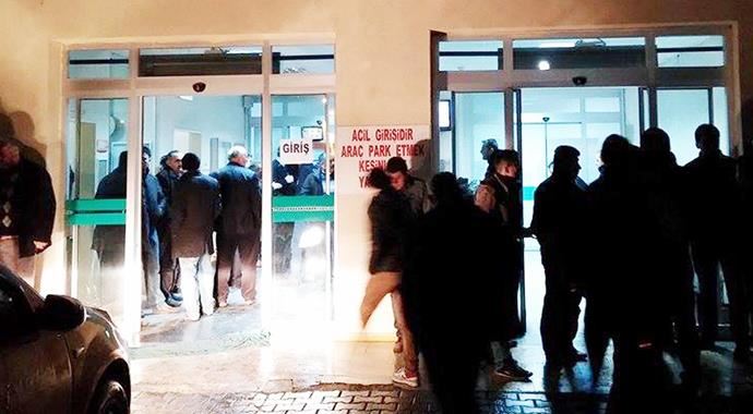 Camiden anons yapıldı, çocuğunu kapan hastaneye koştu Camiden anons yapıldı, çocuğunu kapan hastaneye koştu