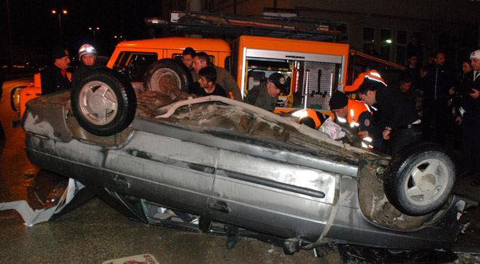 Kastamonu'da feci kaza, 2 ölü Kastamonu'da feci kaza, 2 ölü