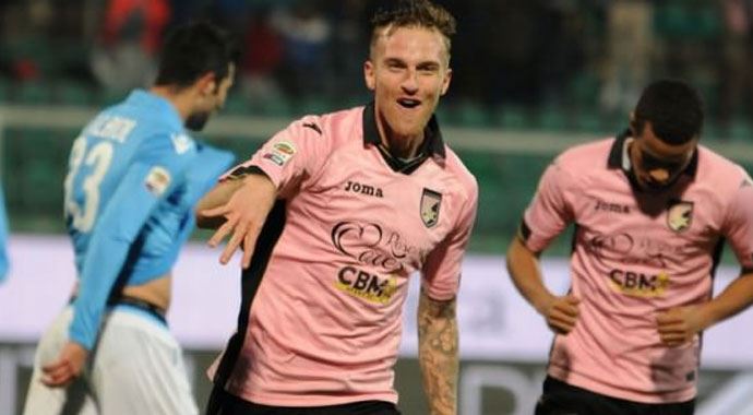 Napoli yıkıldı Napoli yıkıldı