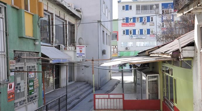 Tunceli'de kepenkler açılmadı Tunceli'de kepenkler açılmadı