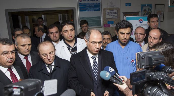 Bakan Ala&#039;dan yaralanan polise ziyaret
