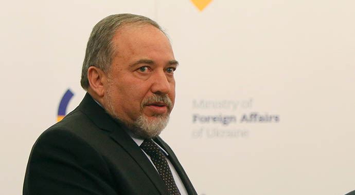 Liberman: &#039;Hizbullah daha tehlikeli&#039;