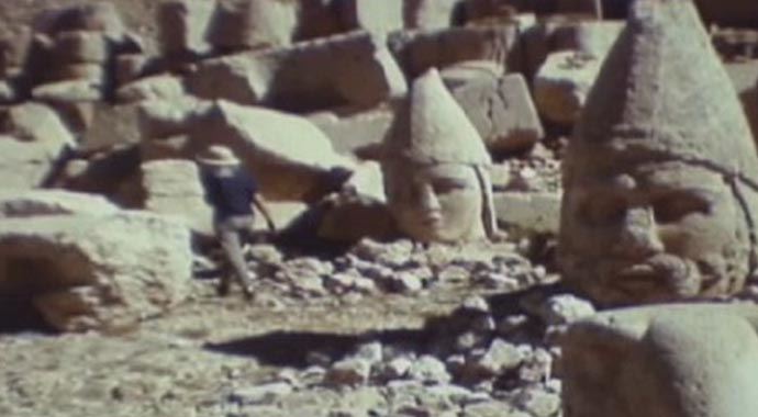 Nemrut kazılarının yarım asırlık görüntüleri bulundu