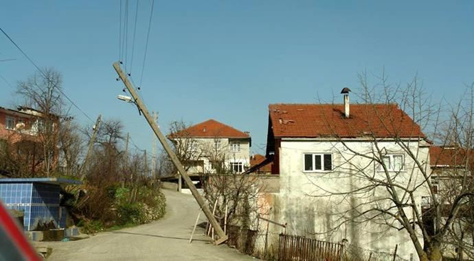 Fırtına onları 6 saat elektriksiz bıraktı Fırtına onları 6 saat elektriksiz bıraktı