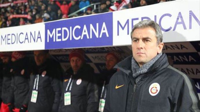 Hamza Hamzaoğlu: Hakemin kararları sanki kasıtlı... Hamza Hamzaoğlu: Hakemin kararları sanki kasıtlı...