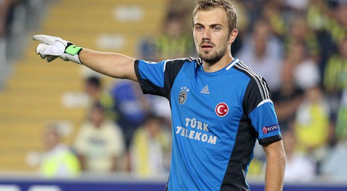 Volkan yoksa Mert var Volkan yoksa Mert var