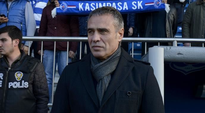 Trabzonspor'da Ersun Yanal krizi! Tartışılıyor... Trabzonspor'da Ersun Yanal krizi! Tartışılıyor...