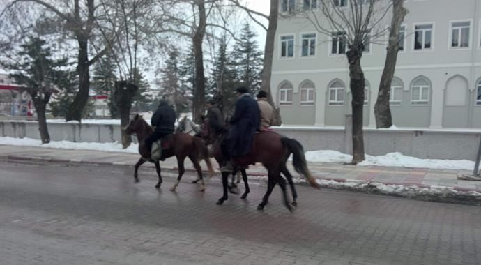 &#039;Vahşi batı&#039; değil, Afyonkarahisar!