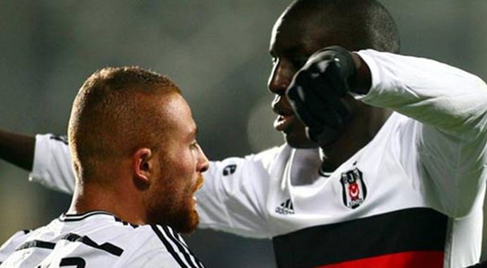 Beşiktaş&#039;tan Gökhan Töre ve Demba Ba açıklaması!