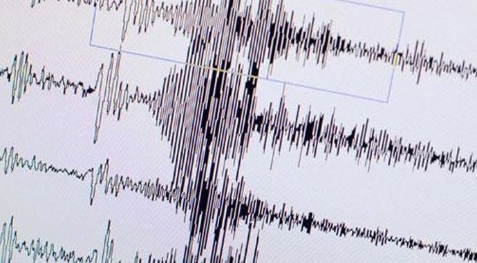 İspanya'da 5.4'lük deprem İspanya'da 5.4'lük deprem