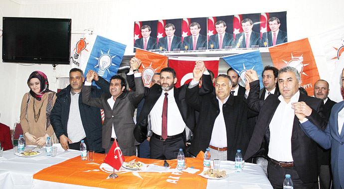En şenlikli aday! Romanlar siyasete giriyor