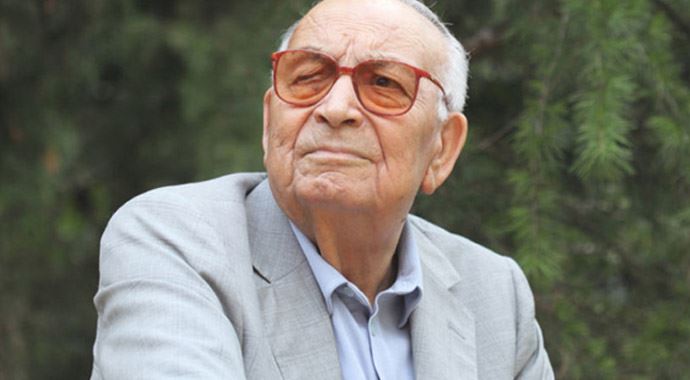 Yaşar Kemal hayatını kaybetti! (YAŞAR KEMAL KİMDİR) Yaşar Kemal hayatını kaybetti! (YAŞAR KEMAL KİMDİR)