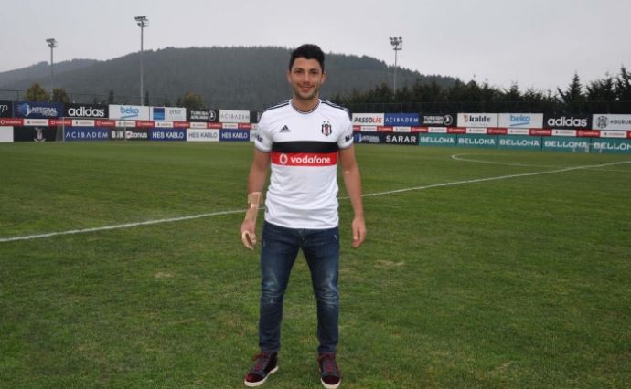 Tolgay Arslan sözleşmesine özel bir madde eklettirdi