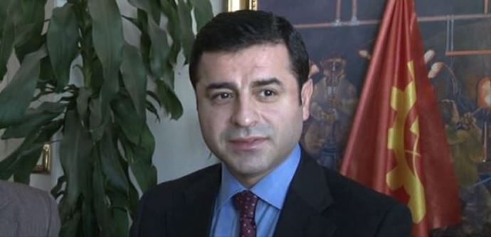 Demirtaş molotofa sahip çıktı Demirtaş molotofa sahip çıktı