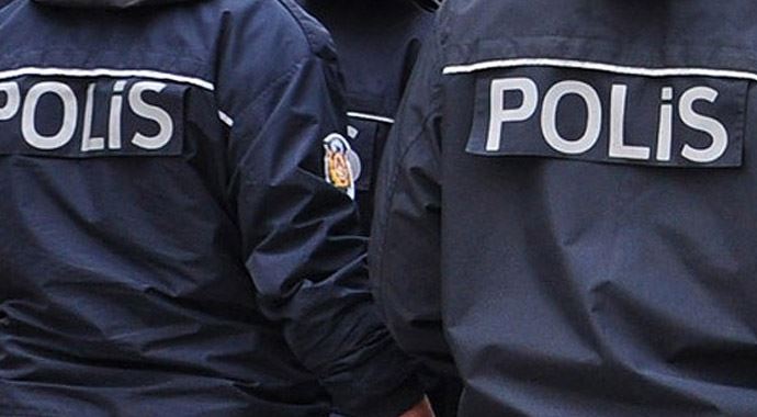 İstanbul'da polis-şüpheli kovalamacası İstanbul'da polis-şüpheli kovalamacası