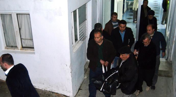Kayıp kadın kafasına çivi çakılarak öldürüldü Kayıp kadın kafasına çivi çakılarak öldürüldü