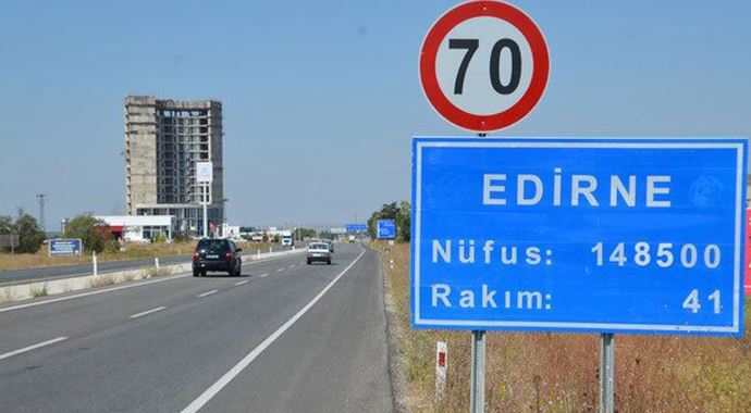 'Karşısı Yunanistan' diyerek, Edirne'de bıraktılar
