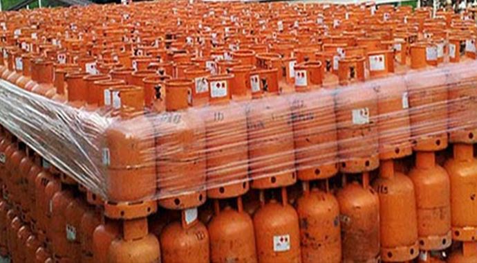 Makedonya'da tüp fabrikasında patlama: 3 ölü Makedonya'da tüp fabrikasında patlama: 3 ölü