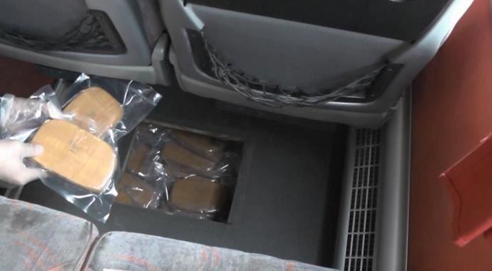 İzmit&#039;te 213 kilo eroin ele geçirildi