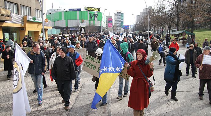 Bosna Hersek'te protesto Bosna Hersek'te protesto