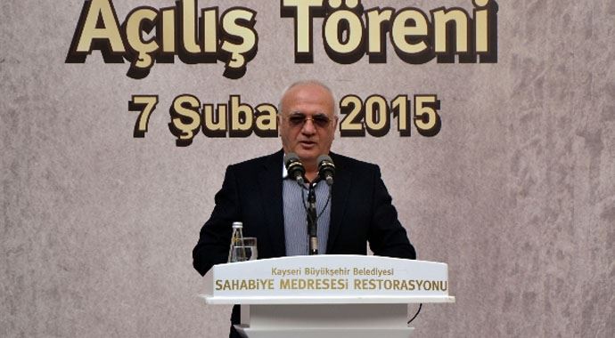 Elitaş muhalefeti topa tuttu! Elitaş muhalefeti topa tuttu!