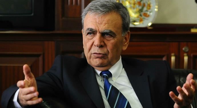 Aziz Kocaoğlu'nun kardeşi hayatını kaybetti! Aziz Kocaoğlu'nun kardeşi hayatını kaybetti!