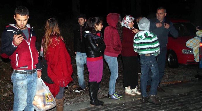 Mahsur kalan 45 kişi kurtarıldı Mahsur kalan 45 kişi kurtarıldı
