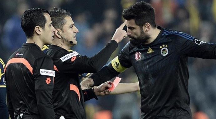 Volkan Demirel'e büyük şok! İşte o ceza... Volkan Demirel'e büyük şok! İşte o ceza...