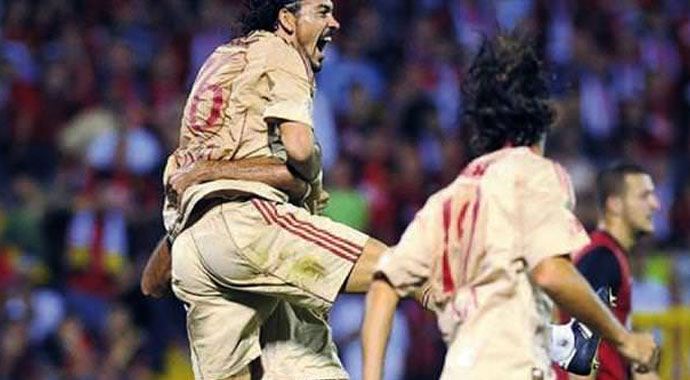 Galatasaray'da son gol Servet'ten gelmişti Galatasaray'da son gol Servet'ten gelmişti
