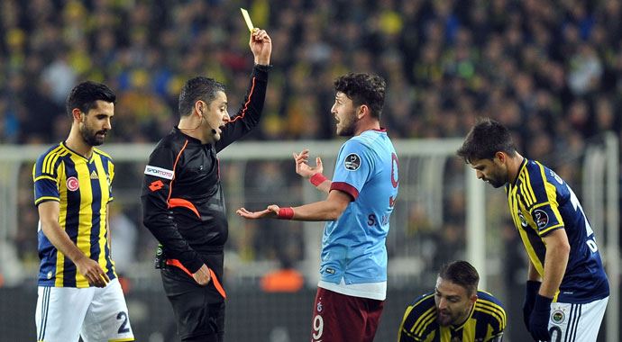 Derbi hakemi Yıldırım'ın notu belli oldu Derbi hakemi Yıldırım'ın notu belli oldu