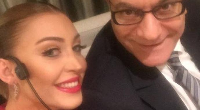 Mehmet Ali Erbil nişanlandı Mehmet Ali Erbil nişanlandı