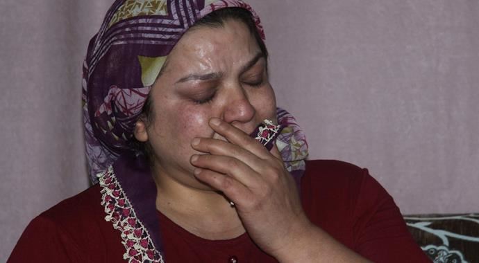 Kıyafetleri olmadığı için okula gidemediler