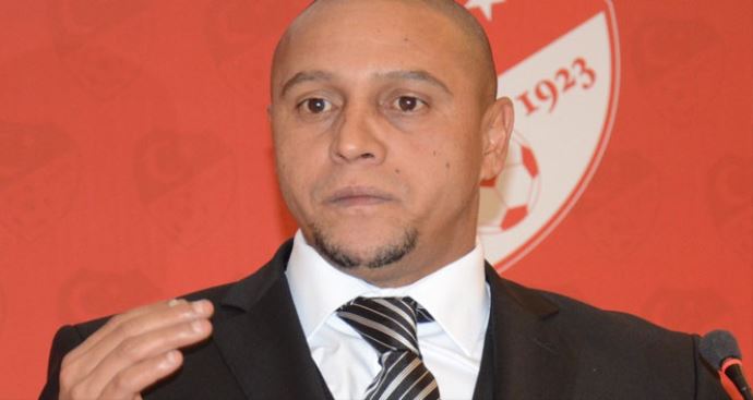 Roberto Carlos&#039;tan Gekas&#039;a gönderme