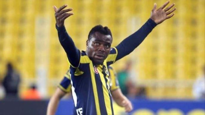 Emenike'den taraftarlara tepki Emenike'den taraftarlara tepki