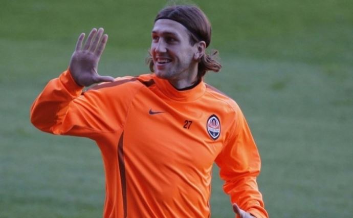 'Galatasaray ile görüşüyor' derken imzayı attı 'Galatasaray ile görüşüyor' derken imzayı attı