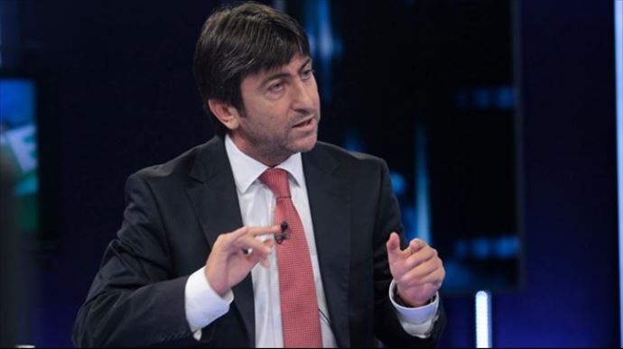 Rıdvan Dilmen'den olay Sneijder sözleri Rıdvan Dilmen'den olay Sneijder sözleri