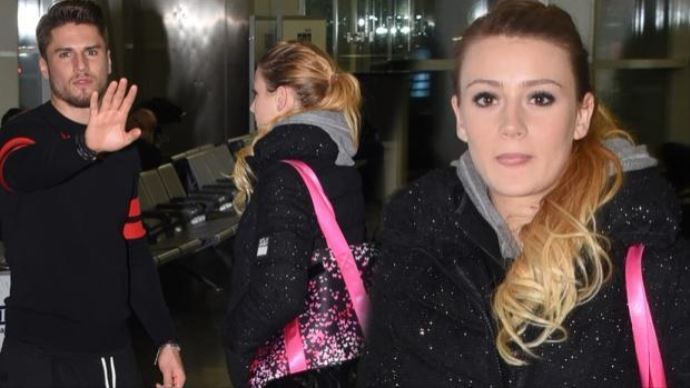 Gizem Karaca'dan Anıl Tetik'e bomba jest! 'Haydi oylar Anıl'a' Gizem Karaca'dan Anıl Tetik'e bomba jest! 'Haydi oylar Anıl'a'