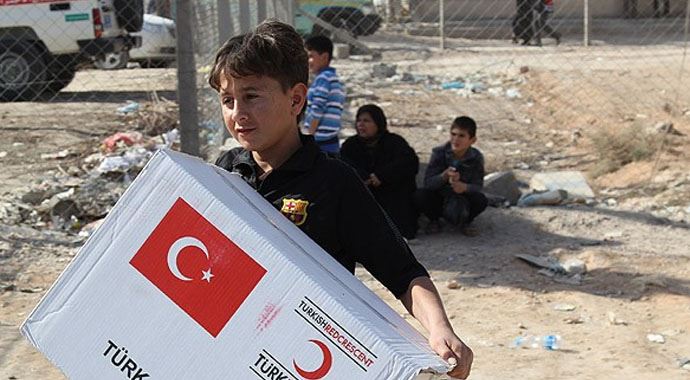 Türk Kızılayı 24 ülkede yüzleri güldürdü Türk Kızılayı 24 ülkede yüzleri güldürdü