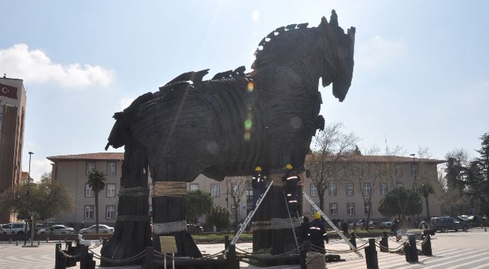 Truva Atı bakıma alındı Truva Atı bakıma alındı