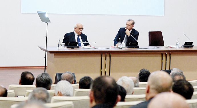 Erdoğan, rektörleri uyardı: Paralel&#039;e karşı hassas olun!