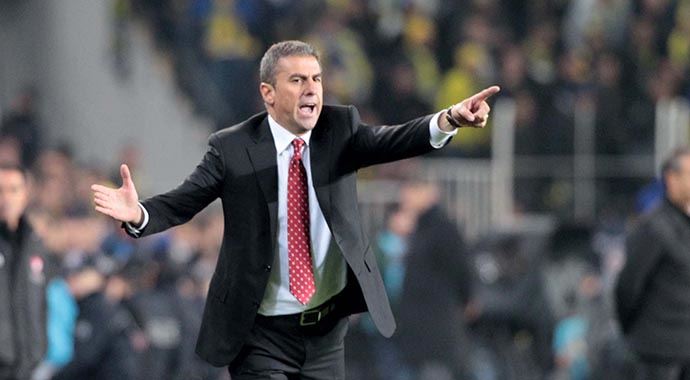 Hamzaoğlu Başakşehir kadrosunu şekillendiriyor